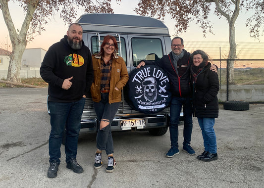 Christophe, Danielle et leur Dodge B250 de 1991