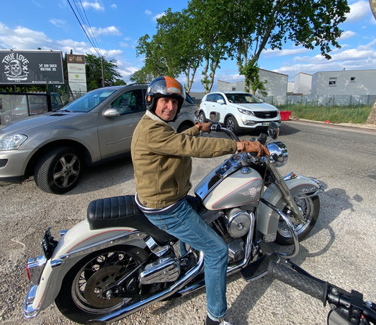 La Harley Davidson Softail Heritage De Christophe et Laure