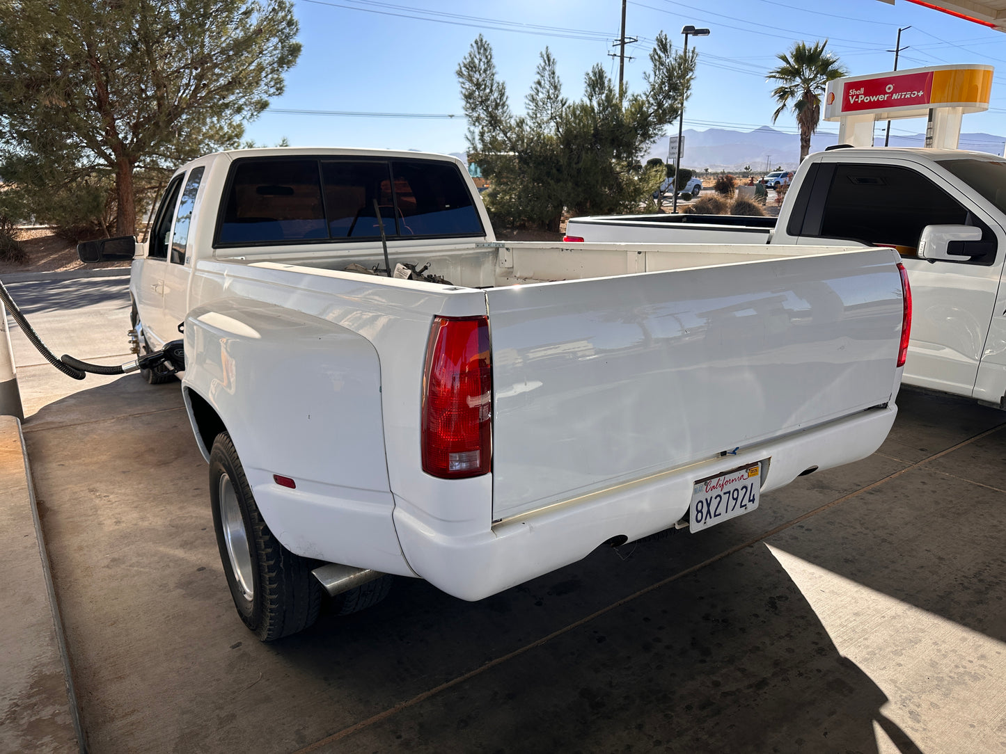 CHEVROLET SILVERADO DUALLY 3500