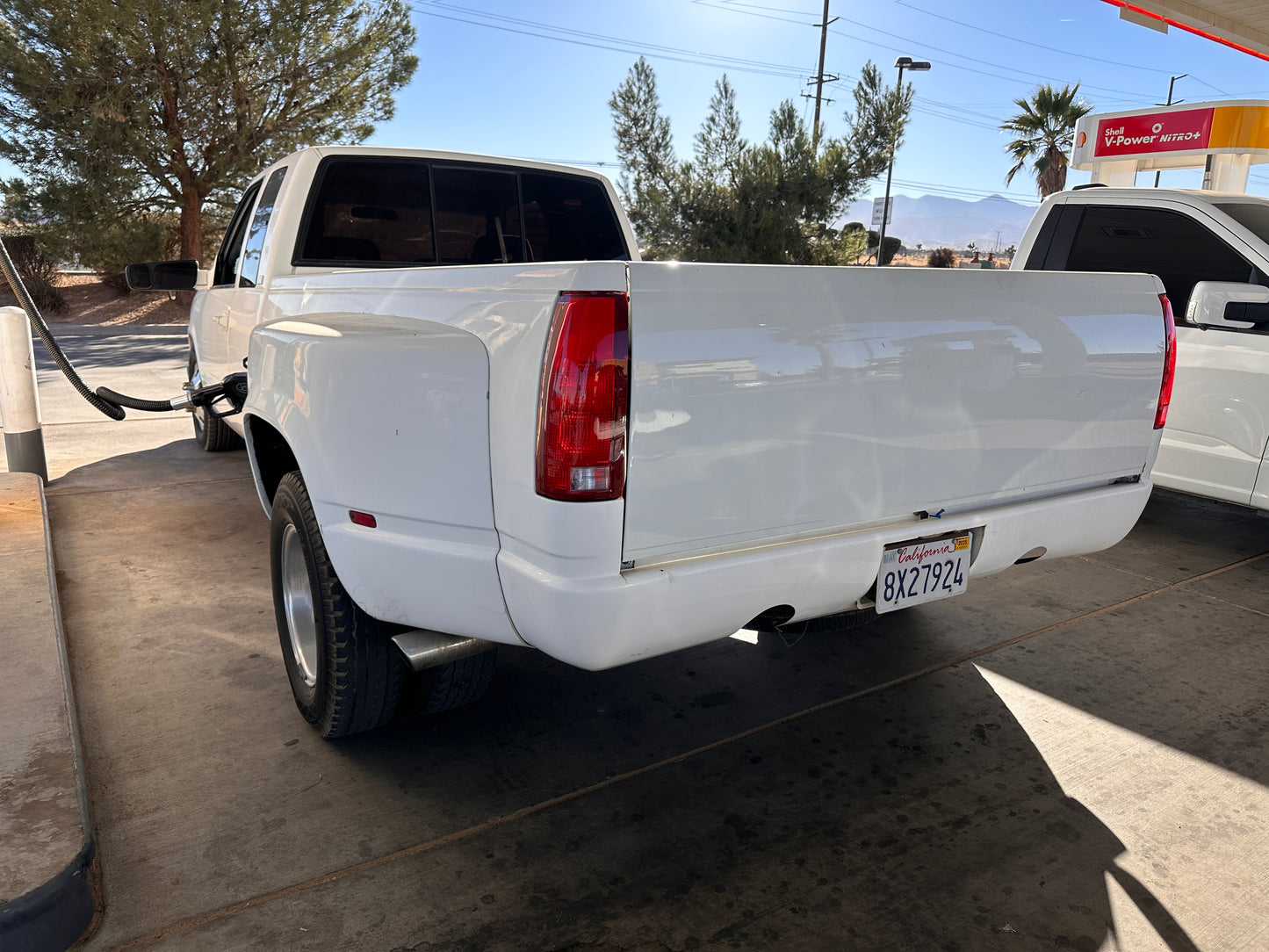 CHEVROLET SILVERADO DUALLY 3500