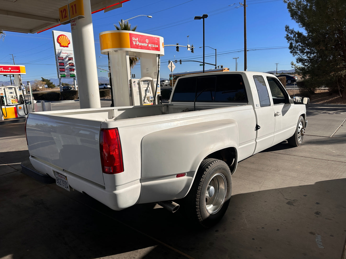 CHEVROLET SILVERADO DUALLY 3500