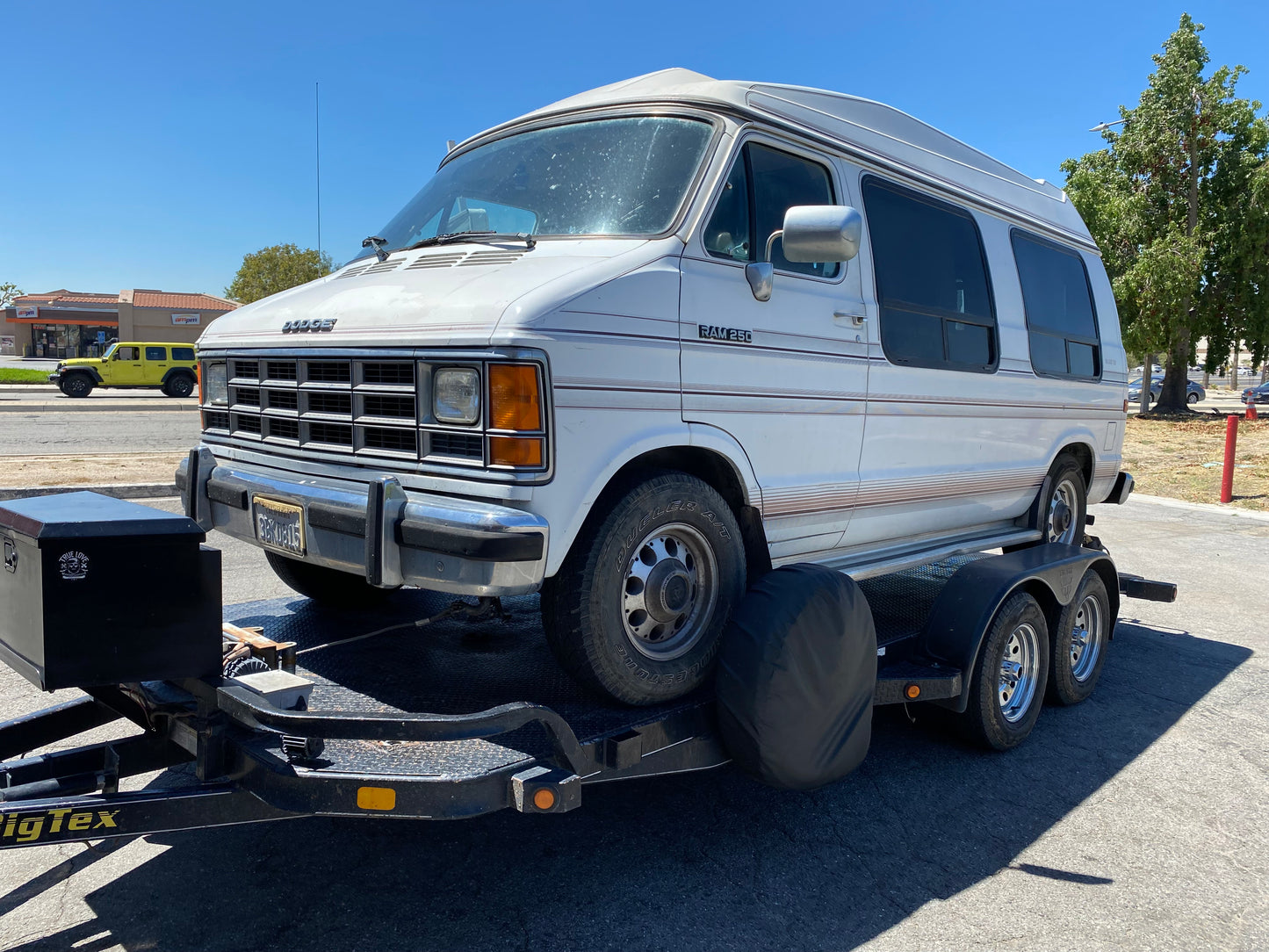 DODGE RAM VAN 1992