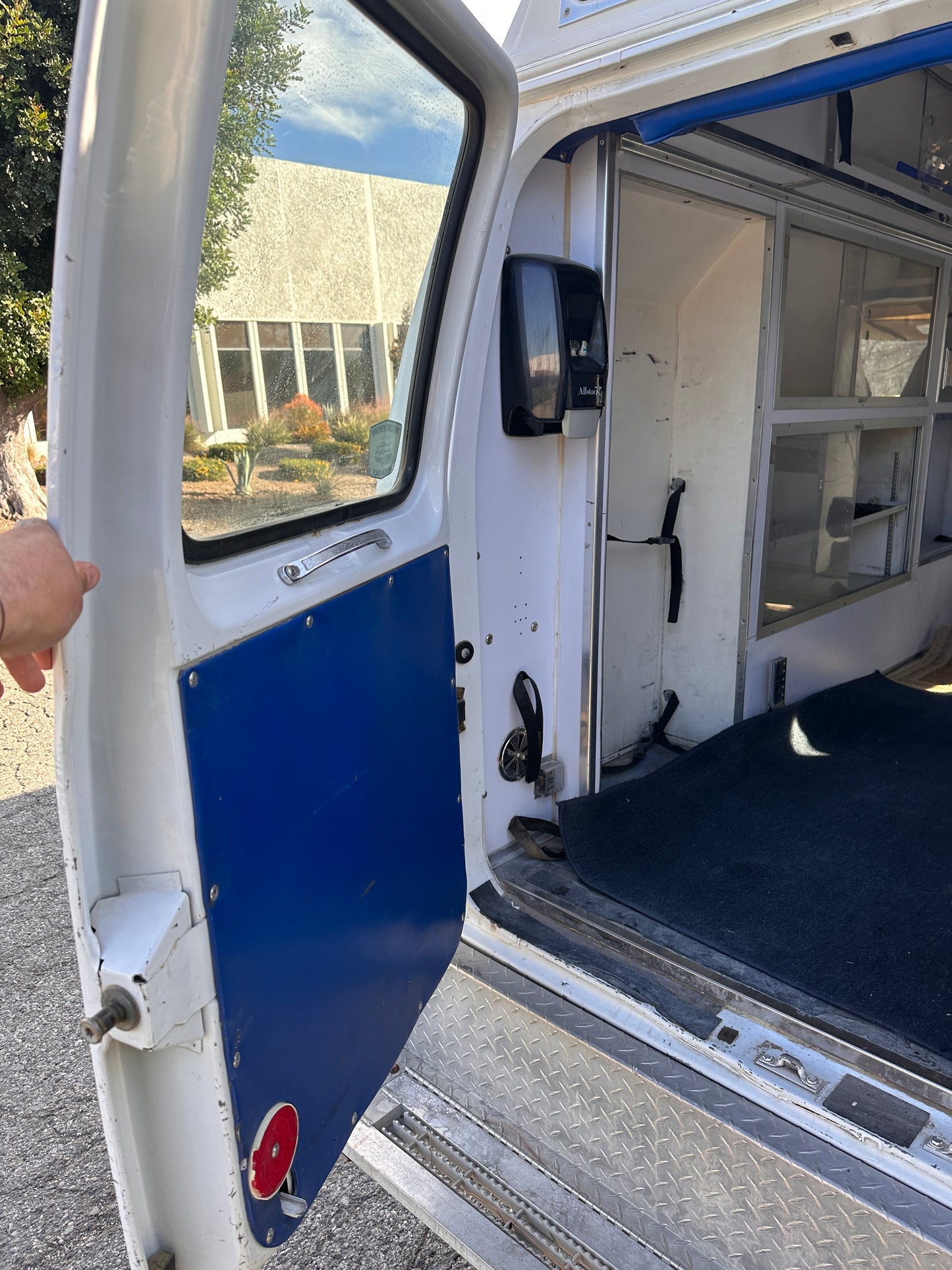 FORD ECONOLINE 1989 AMBULANCE