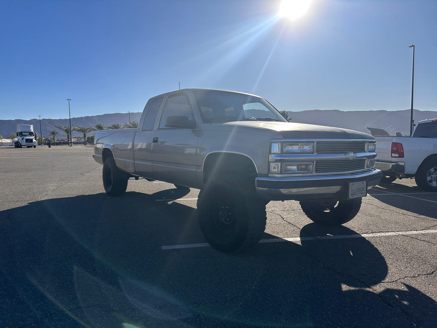 CHEVROLET SILVERADO 1993 GOLD