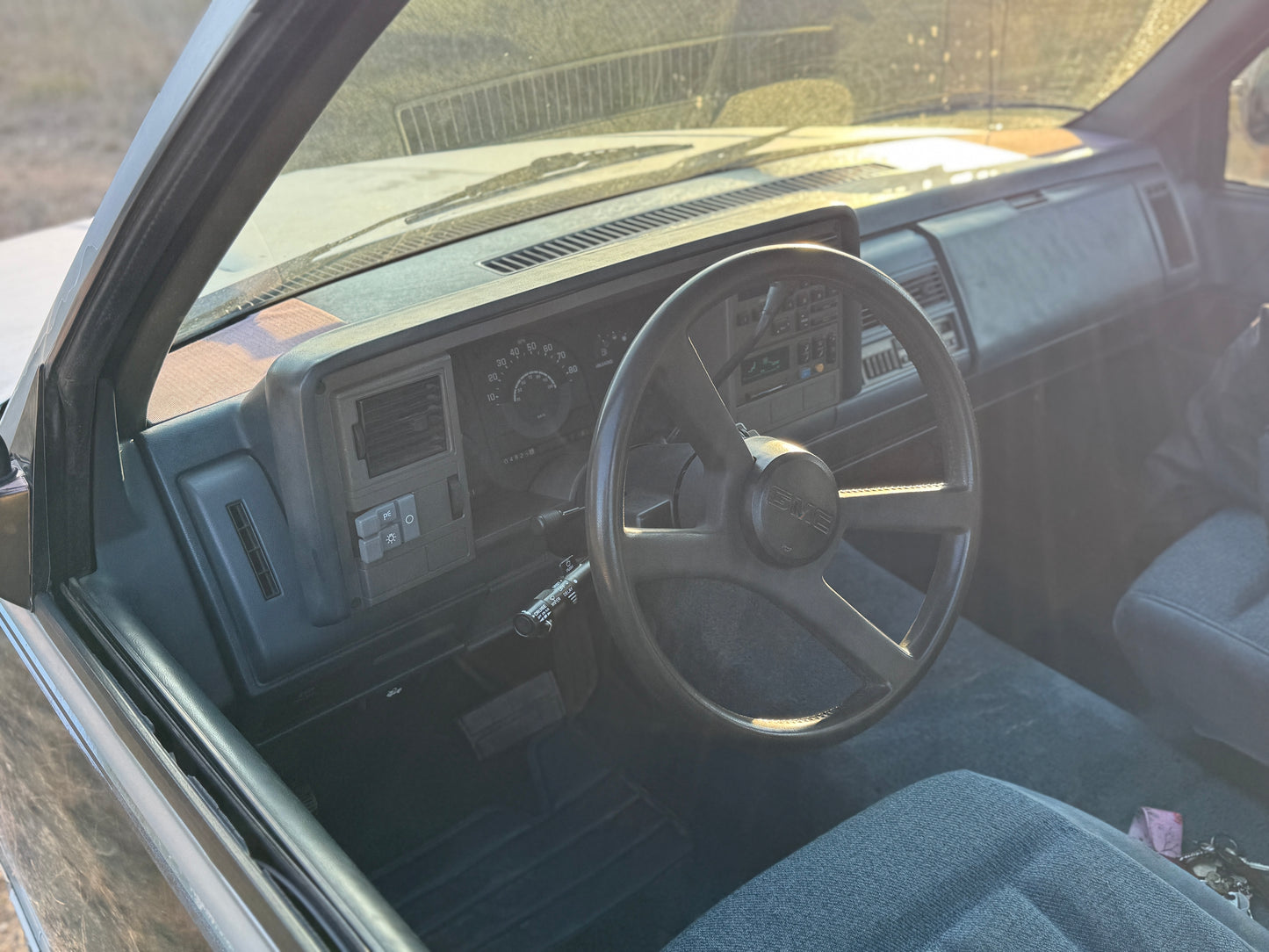 GMC SIERRA SINGLE CAB 1989