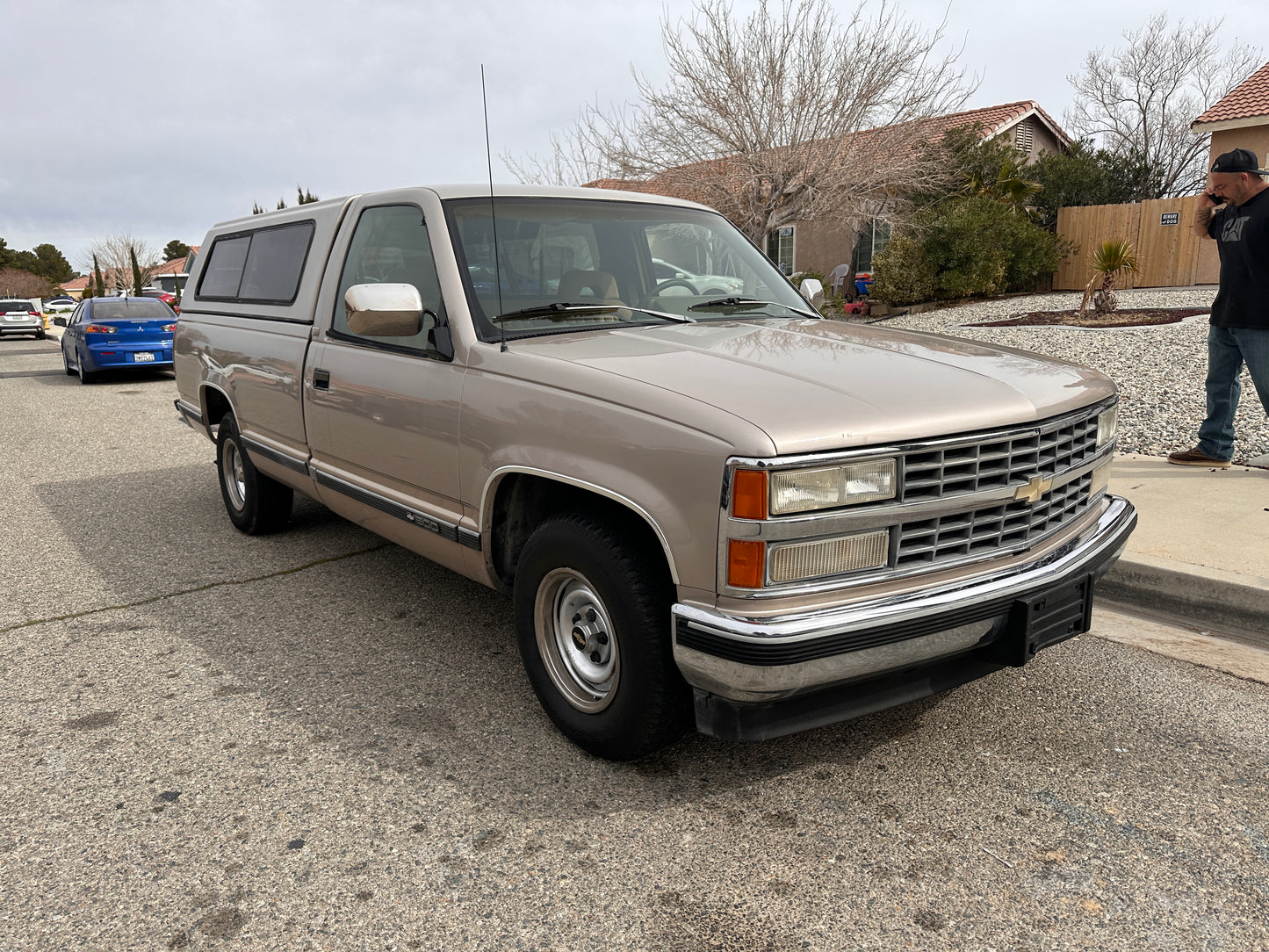 CHEVROLET SILVERADO 1993 GOLD