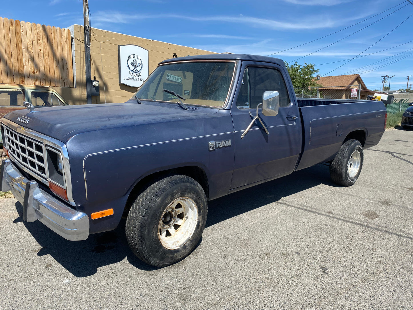 DODGE D150 1986 -PROJET POUR PASSIONNE -