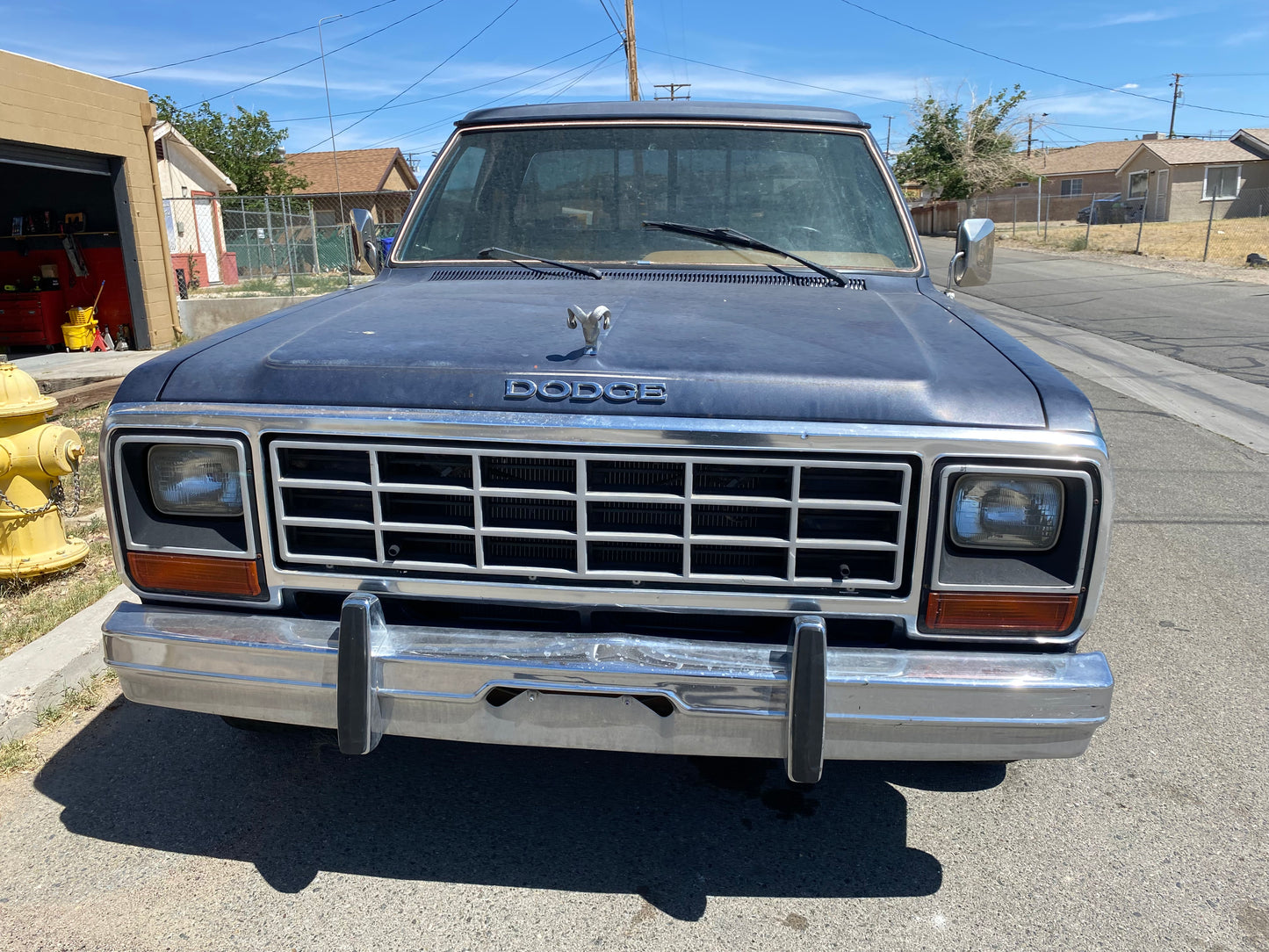 DODGE D150 1986 -PROJET POUR PASSIONNE -