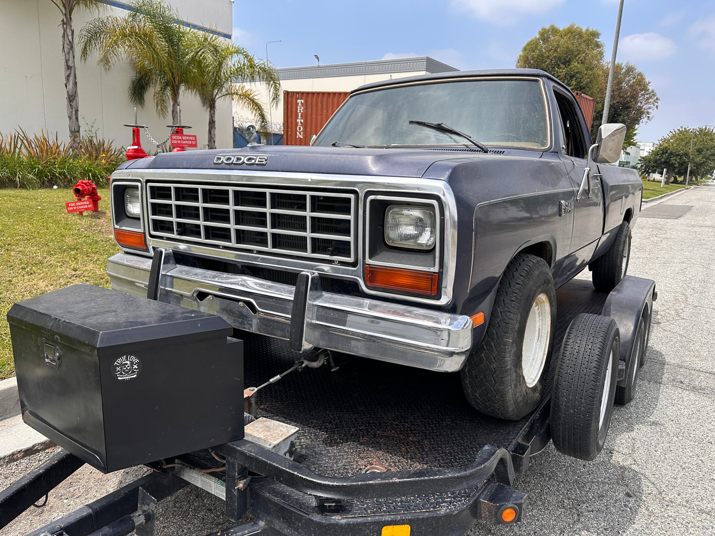 DODGE D150 1986 -PROJET POUR PASSIONNE -